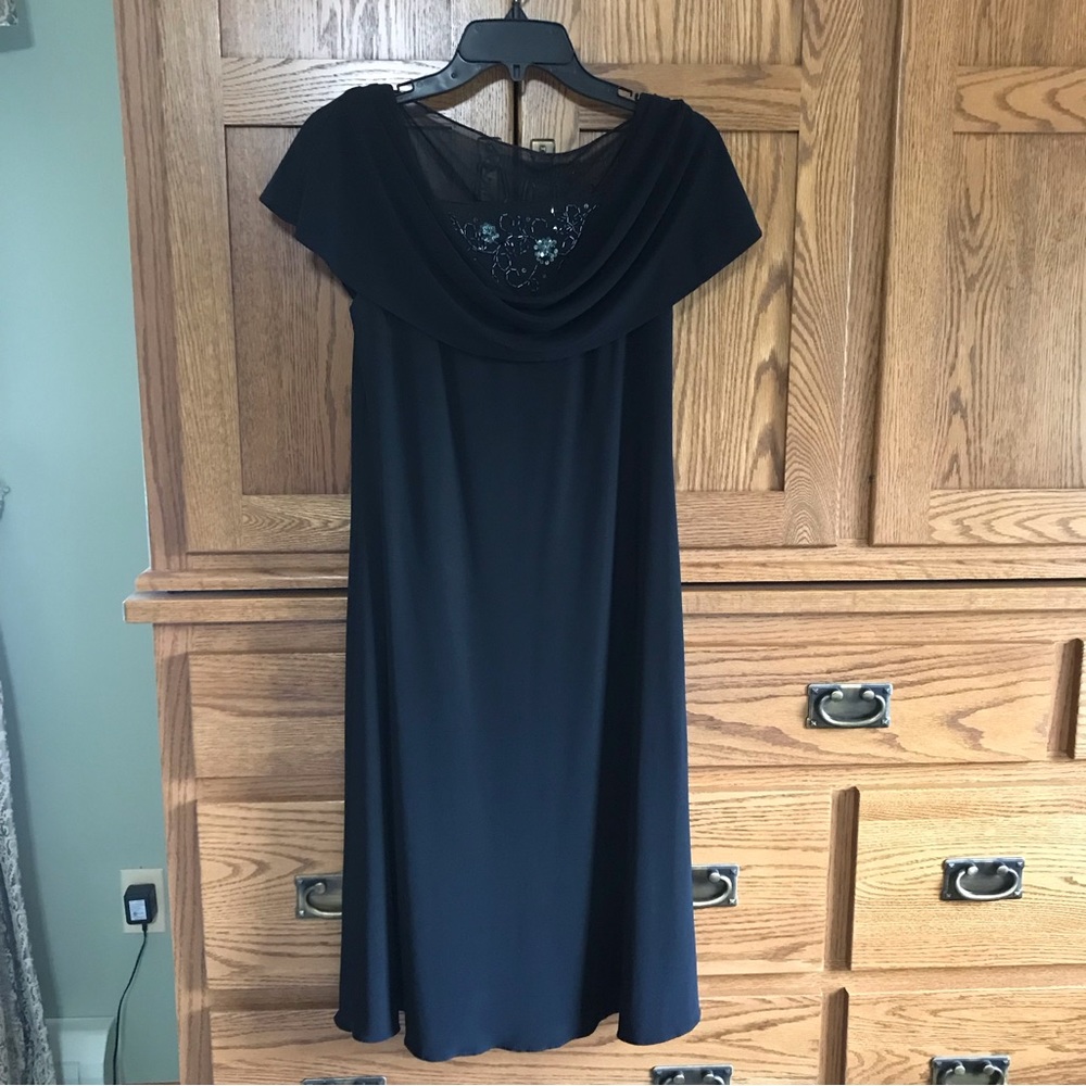 Patra Black Short Sleeve Dress